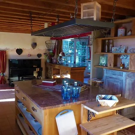 Du Hameau D'amignie *